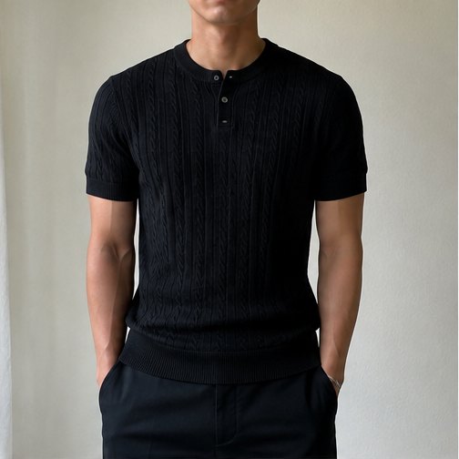 Cable-Knit Henley Polo in Ink black